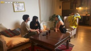Komşum Havuzumuzu Kullanabilmek İçin Her Pozisyonda Sikişmeye Hazır Olduğunu Gösteriyor